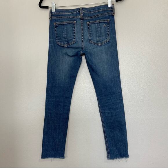 Rag & Bone Sonoma Raw Hem Capri Ankle Skinny
Slim Jean Size 26 - Picture 7 of 10